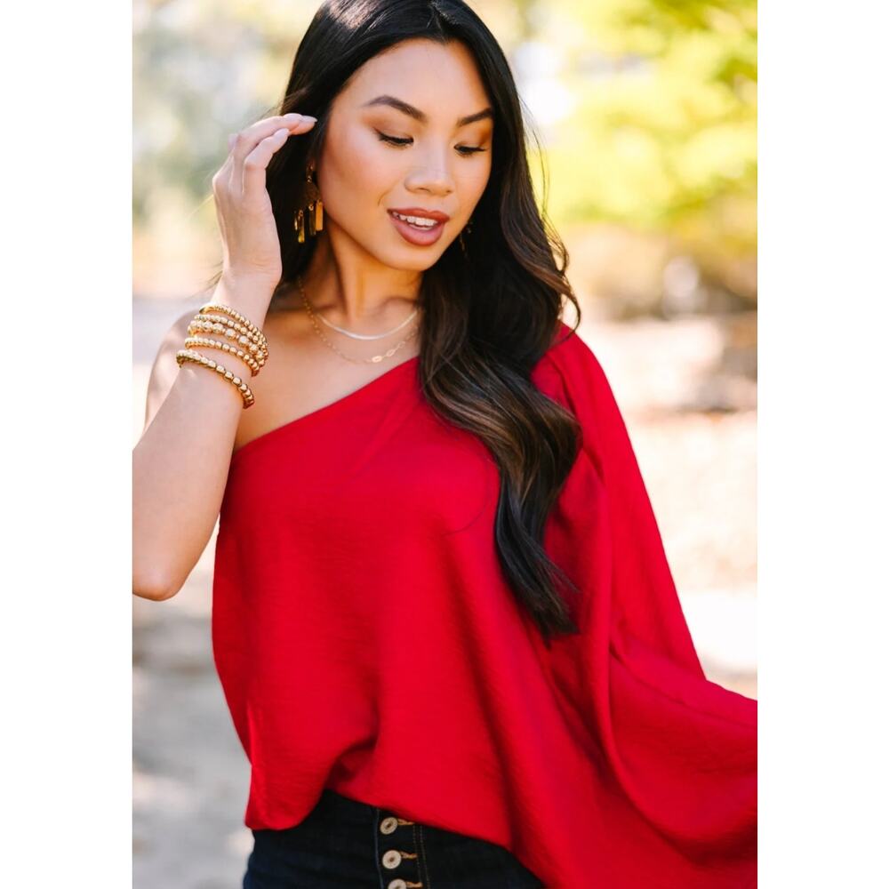 ee:some Vibrant Red One Sleeve Blouse NWT Small